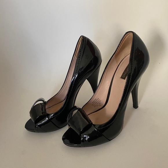 Joan & David Black Open Toe Patent Leather Heel - Picture 6 of 10